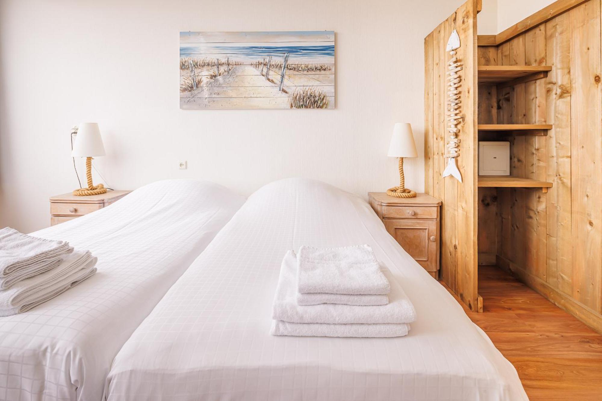 Neptunus Appartementen Bergen aan Zee Room photo